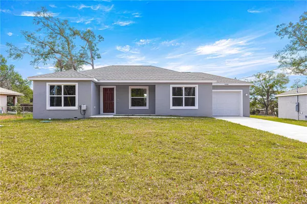 37 FISHER LANE WAY, Ocklawaha, FL 32179
