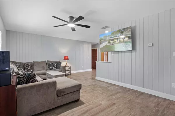 Homosassa, FL 34448,8467 W DOE LN