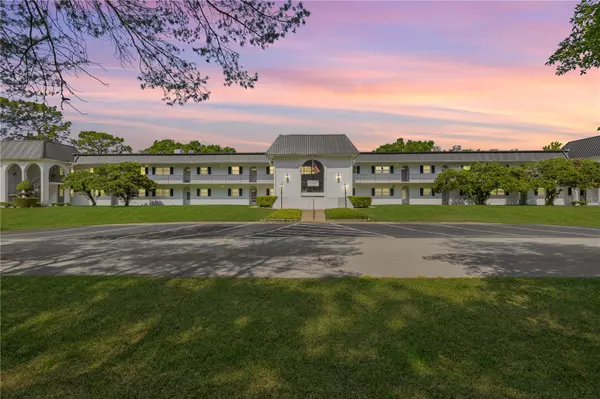 1640 NE 40TH AVE #107, Ocala, FL 34470