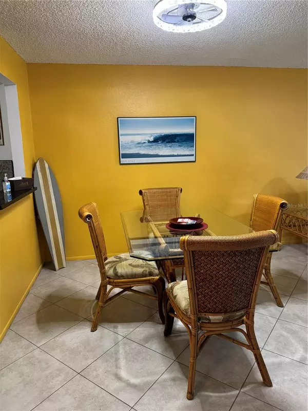 Fort Myers, FL 33919,5959 WINKLER RD #114