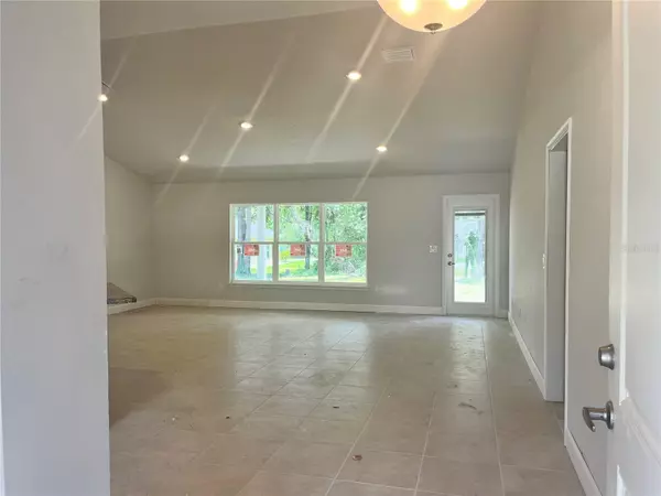 Summerfield, FL 34491,8664 SE 162ND ST