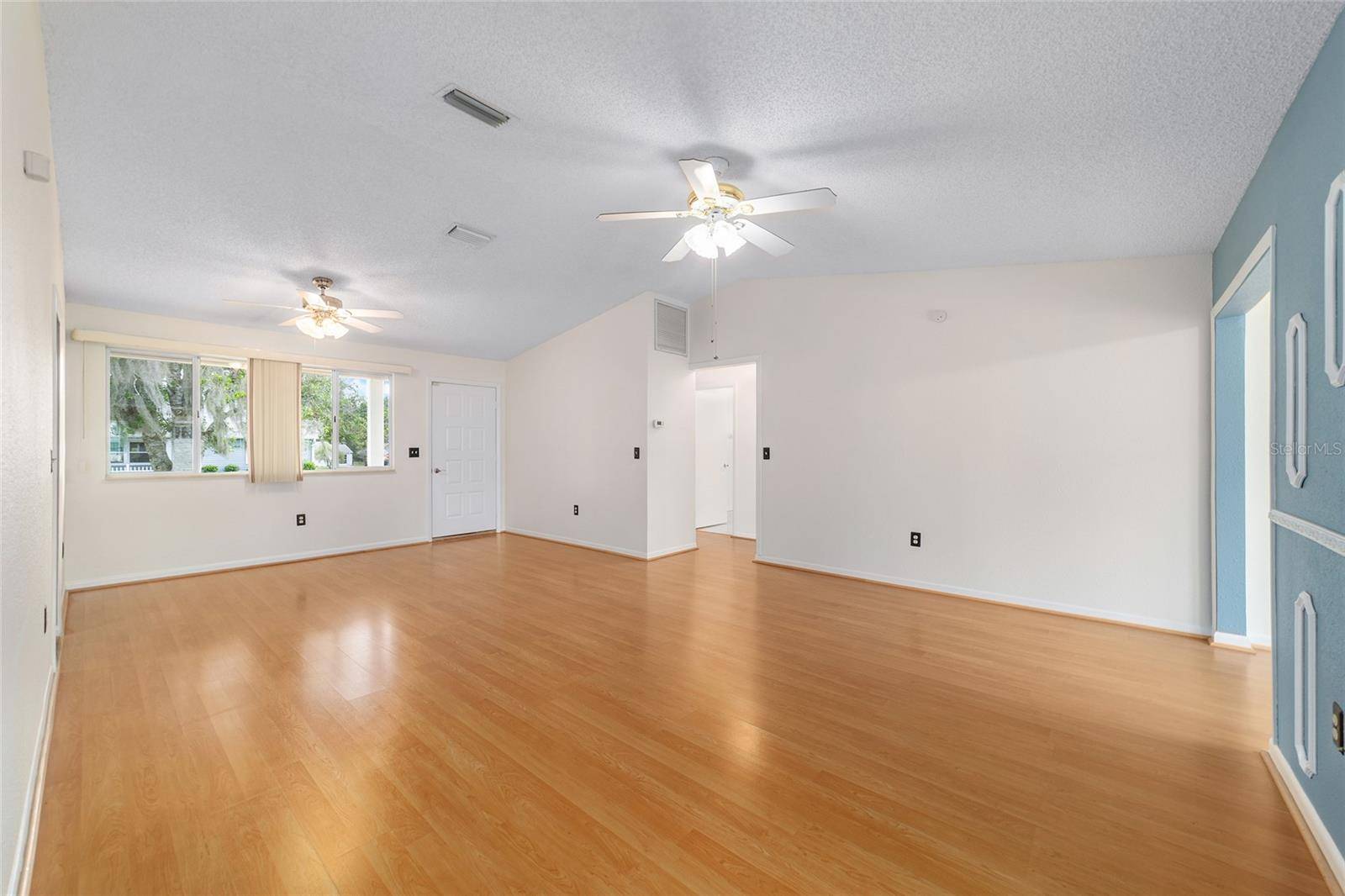 Ocala, FL 34481,8463 SW 108TH LN