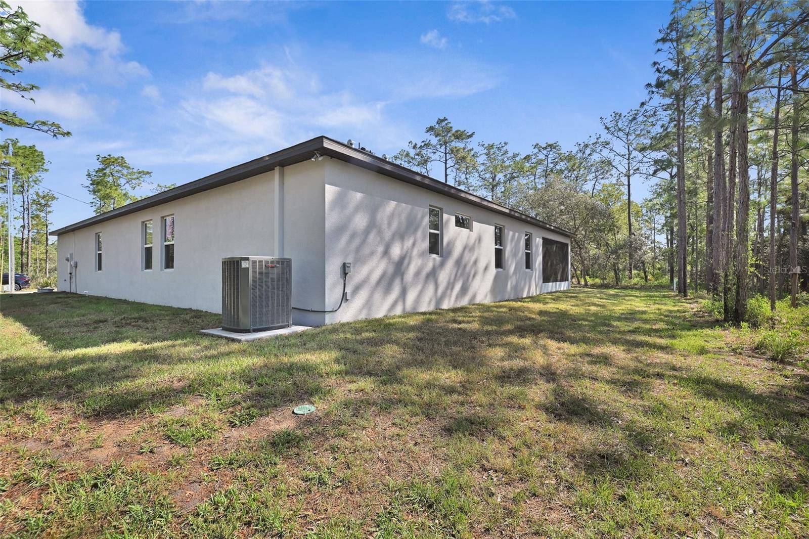 Homosassa, FL 34446,9 SANDERS CT E