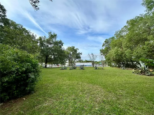 Ocala, FL 34475,2409 NW 7TH ST