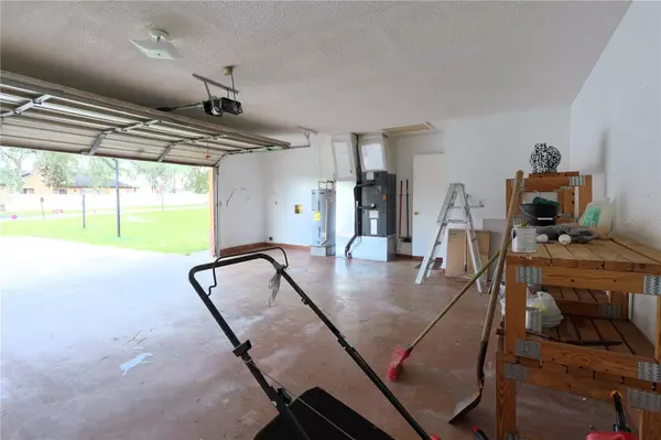 Ocala, FL 34472,606 WATER RD