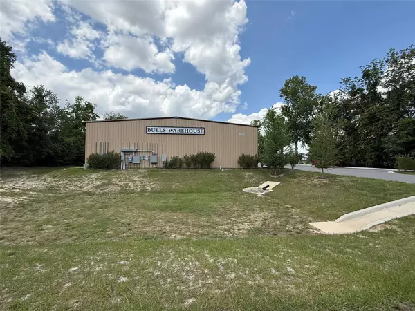 Ocala, FL 34474,440 SW 52ND AVE #6-8