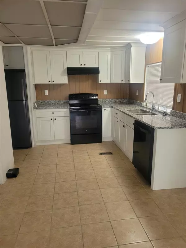 Belleview, FL 34420,6505 SE 112TH ST