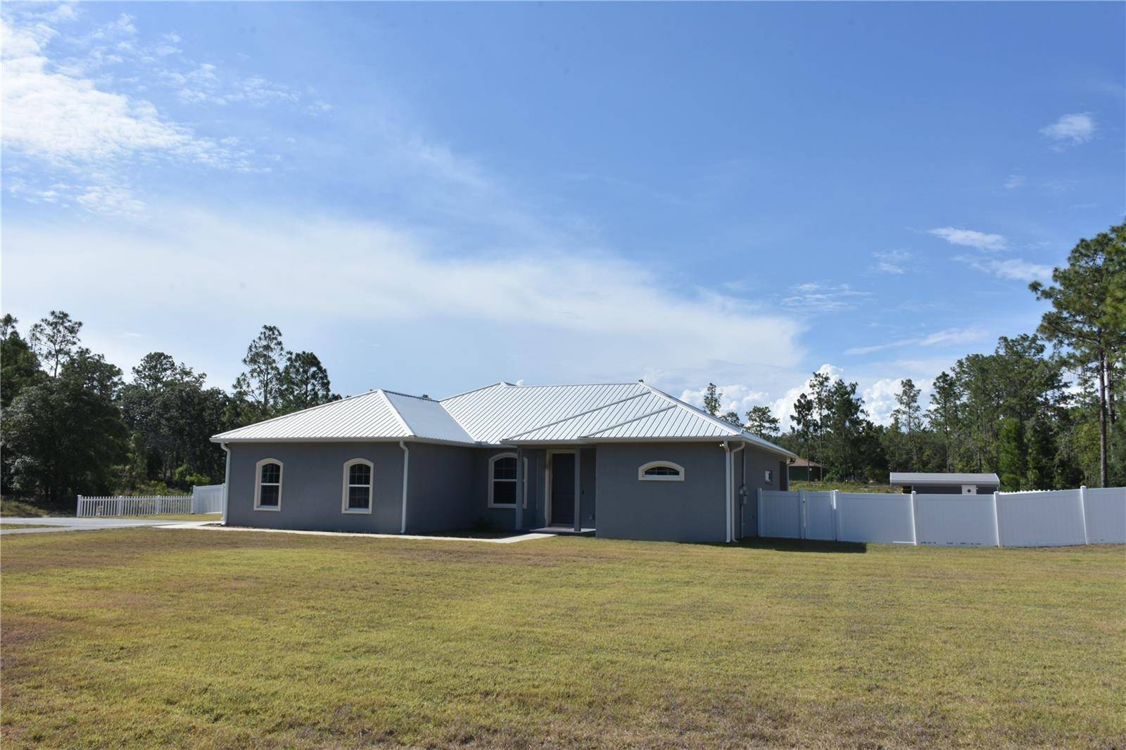 Williston, FL 32696,251 SE 148TH AVE
