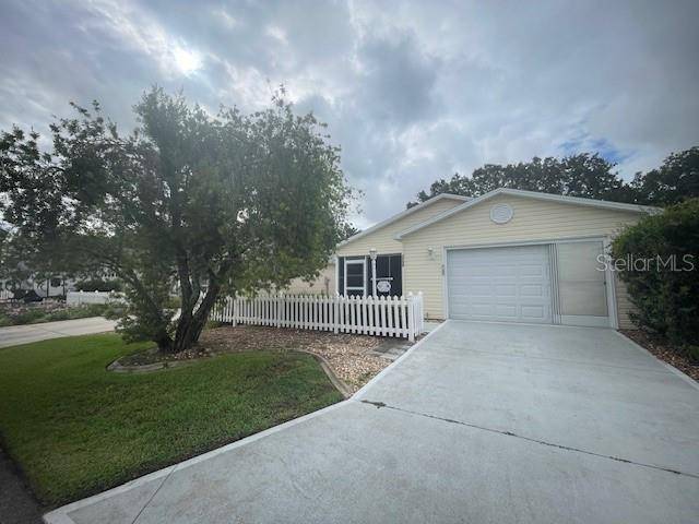 Lady Lake, FL 32159,1734 MORELOS RD
