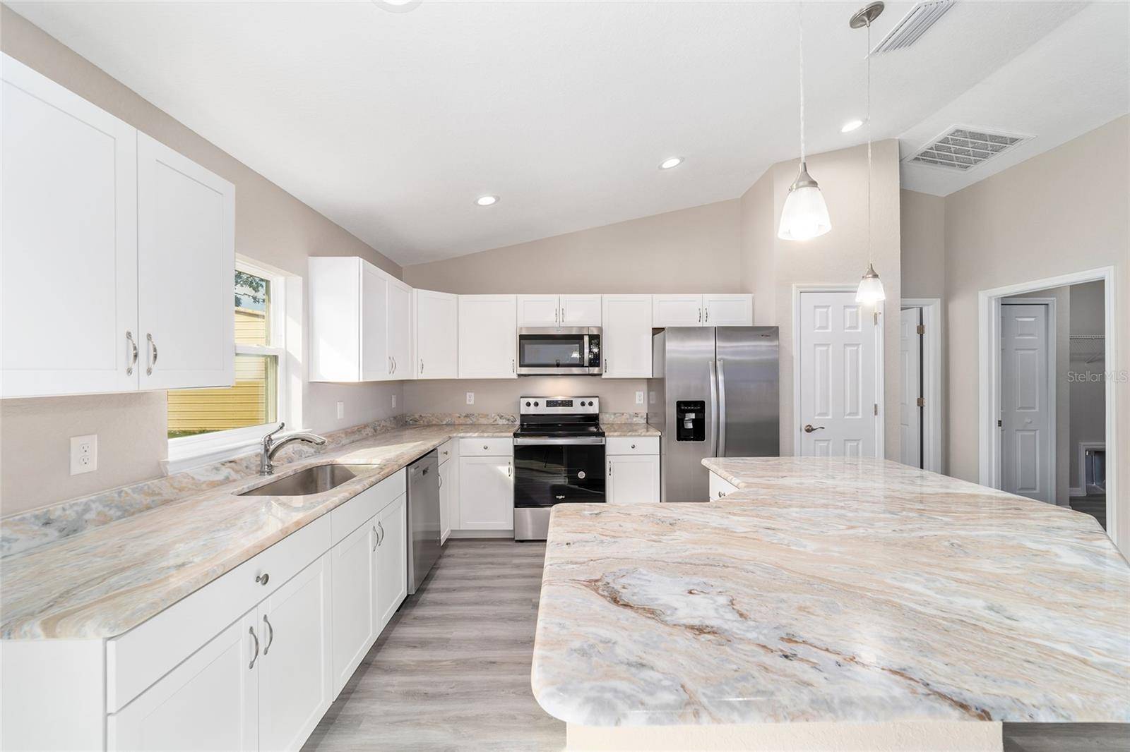 Ocala, FL 34473,5877 SW 157TH PL