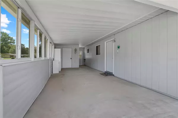 Ocala, FL 34481,10210 SW 93RD AVE
