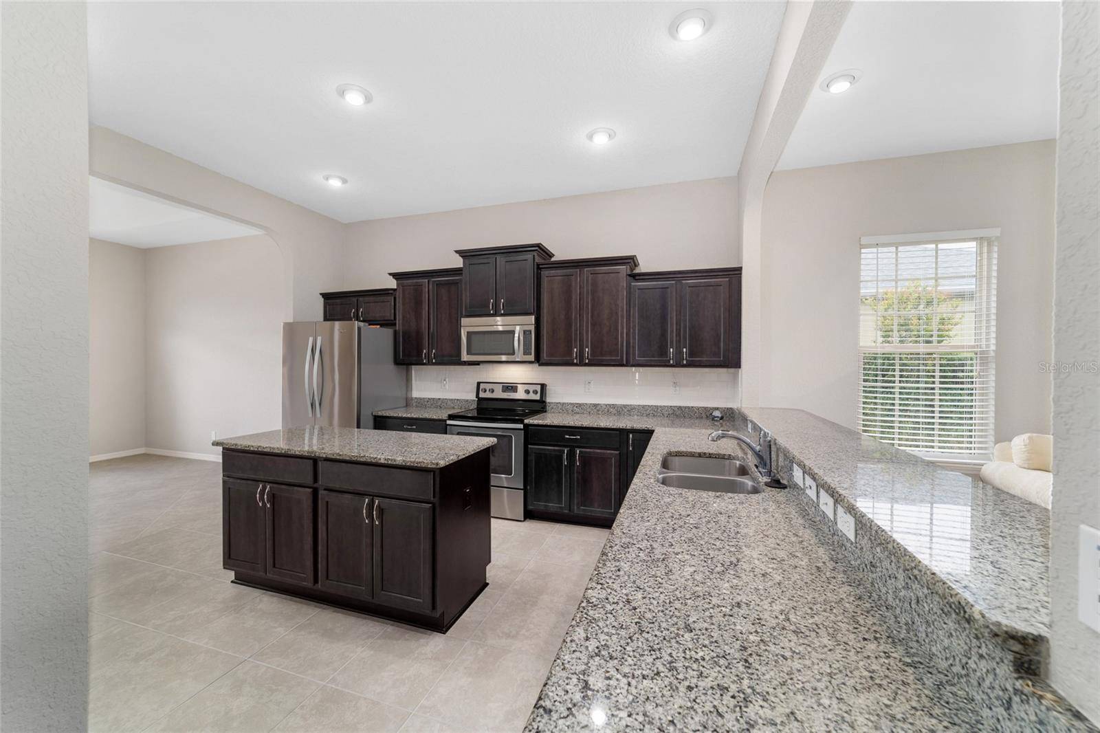 Ocala, FL 34476,6299 SW 90TH ST