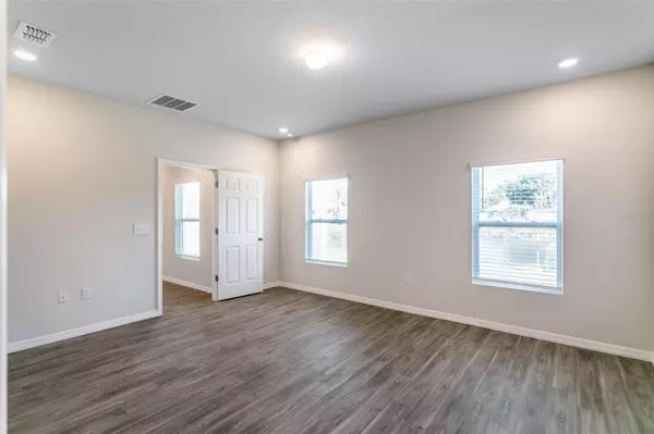 Ocala, FL 34473,585 MARION OAKS PASS