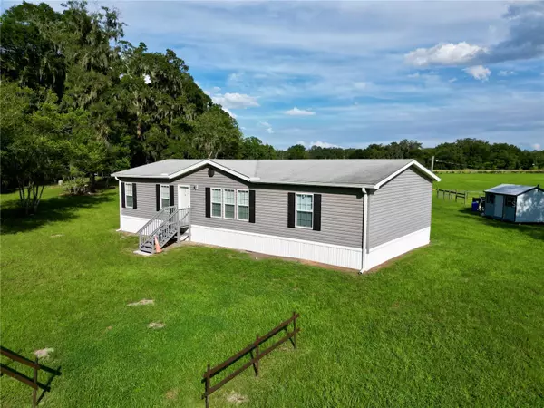 Summerfield, FL 34491,4012 SE 150TH ST