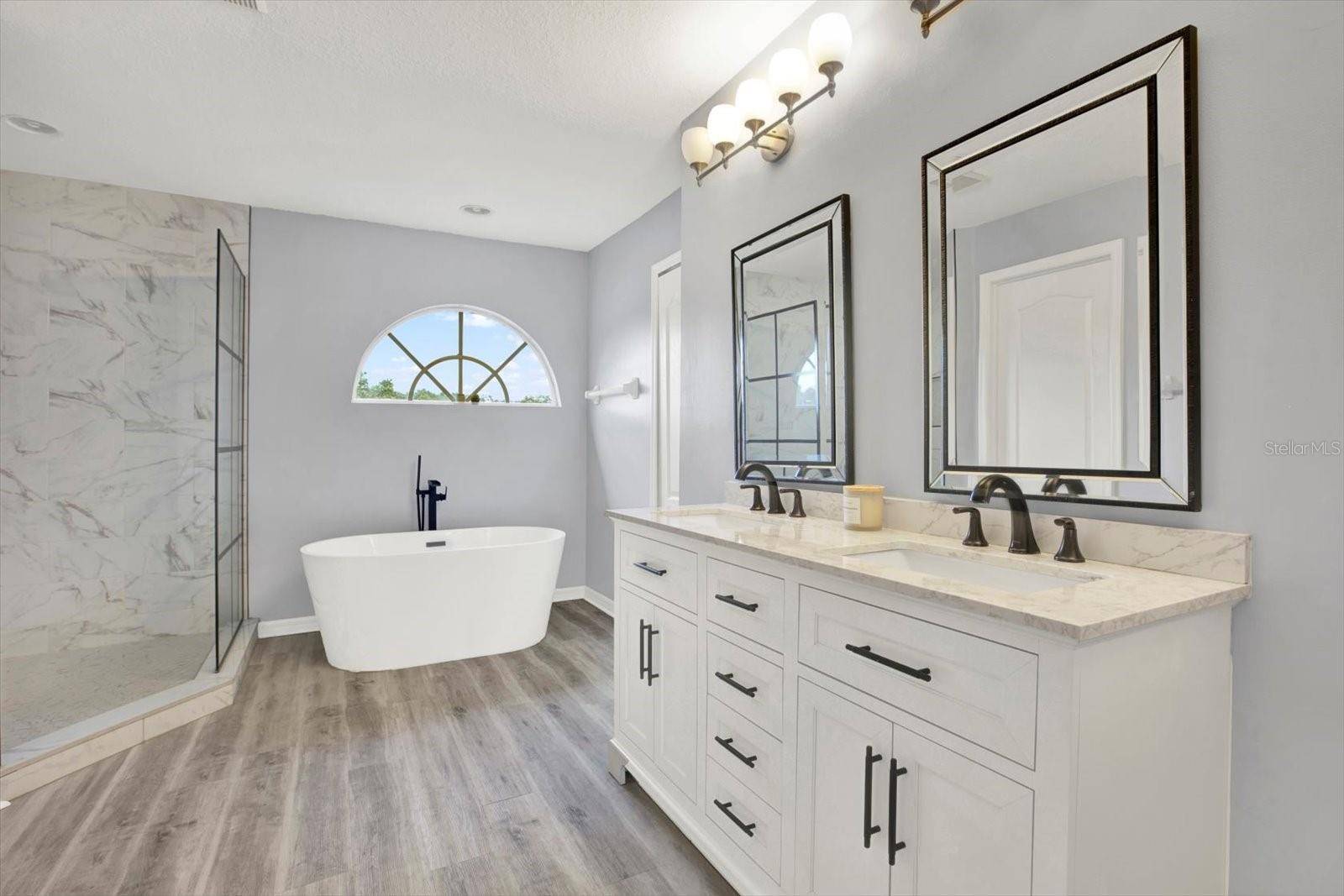 Oldsmar, FL 34677,544 LAKE CYPRESS CIR