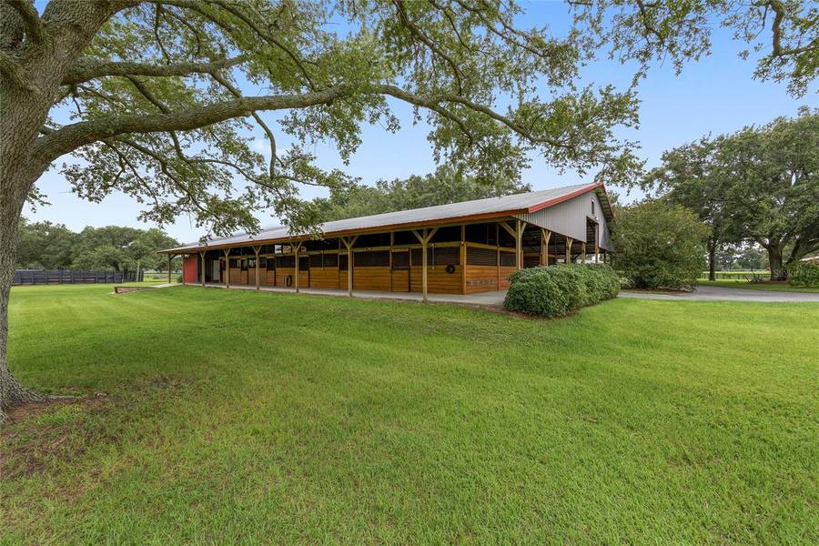 18800 SE 47 PL, Morriston, FL 32668