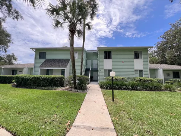 560 MIDWAY DR #Bld E Unit 560B, Ocala, FL 34472