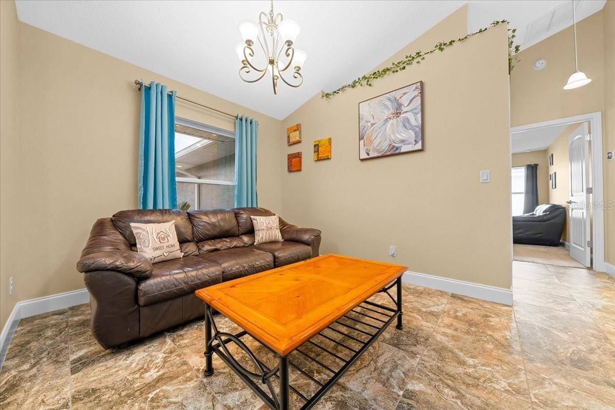 Ocala, FL 34472,1019 SE 67TH CT