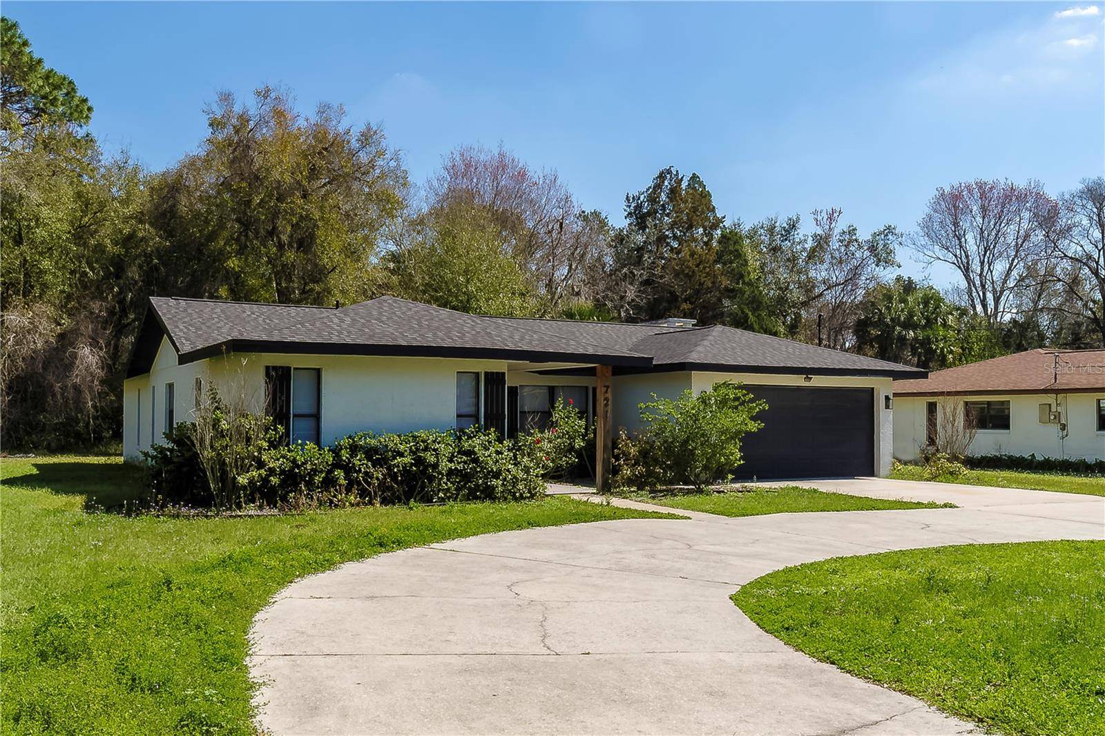 721 N COUNTRY CLUB DR, Crystal River, FL 34429