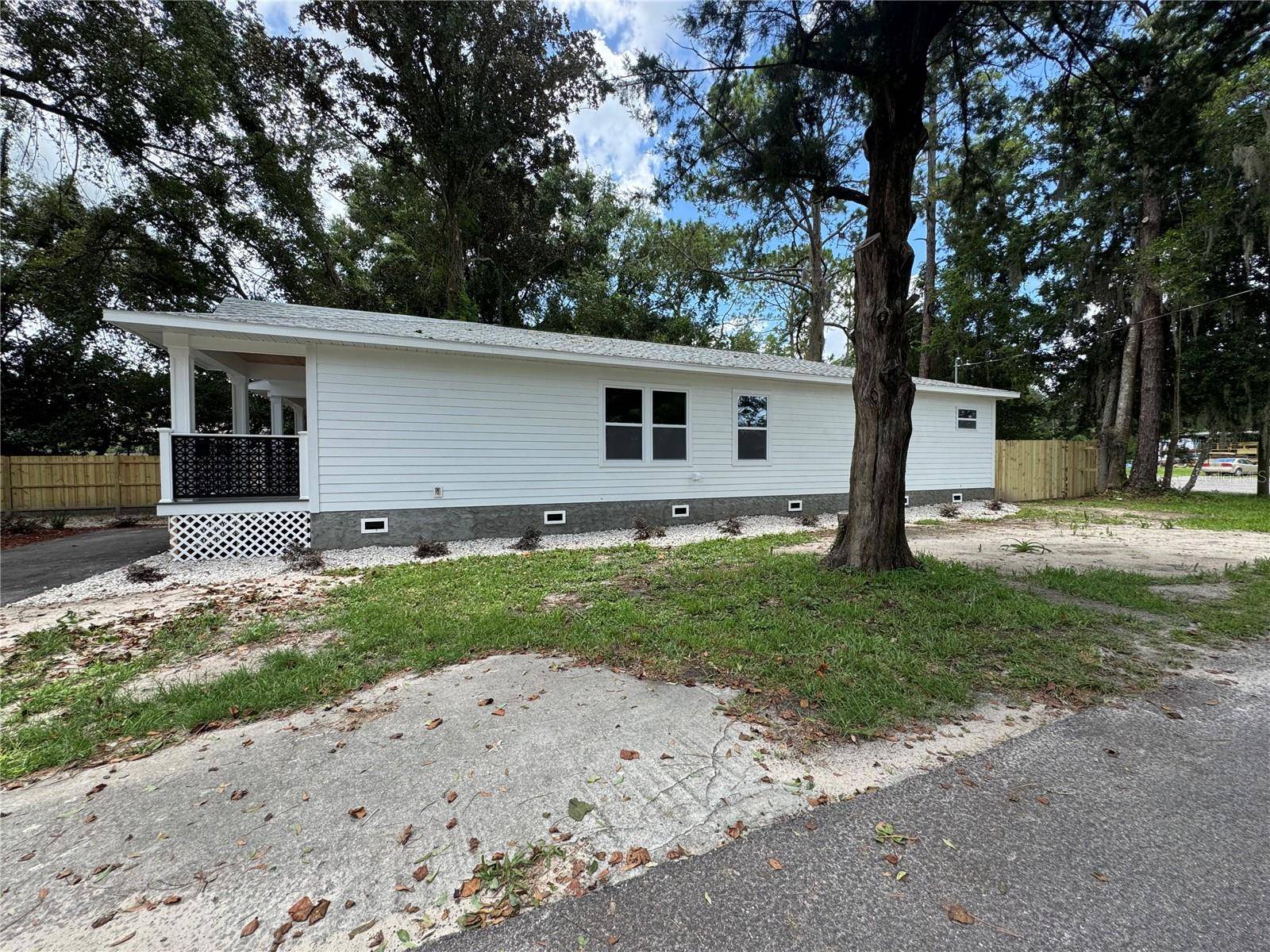 Williston, FL 32696,408 SE 1ST ST