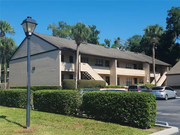 2433 NE 7TH ST #6, Ocala, FL 34470
