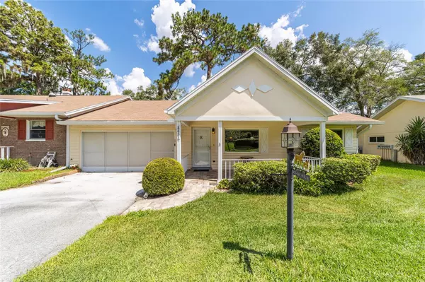 8833 SW 98TH STREET RD #E, Ocala, FL 34481