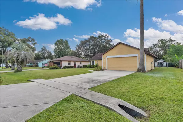 Ocala, FL 34472,3 CHERRY LN