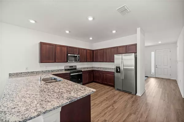 Ocala, FL 34474,7208 SW 61ST PL