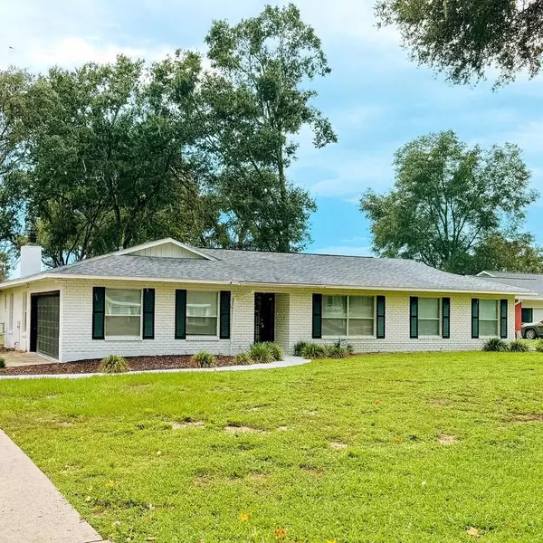 5010 NE 5TH PL, Ocala, FL 34470