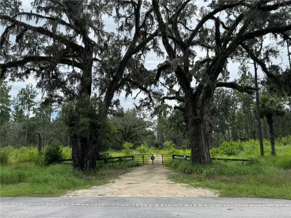 Fort Mc Coy, FL 32134,9600 NE 90TH STREET RD