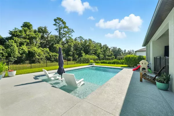 Ocala, FL 34480,469 SE 38TH ST