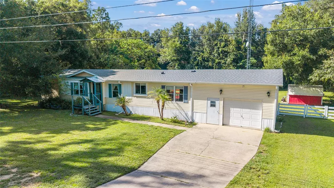 3855 W HIGHWAY 316, Reddick, FL 32686