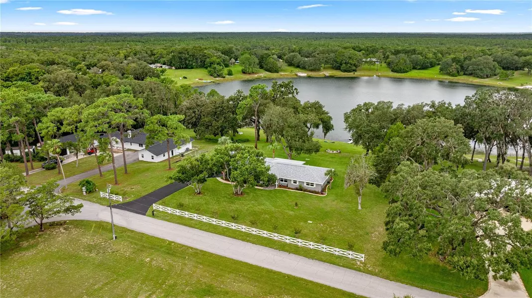 10512 SE 146TH TERRACE RD, Ocklawaha, FL 32179