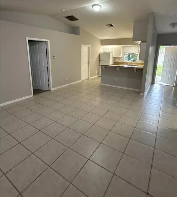 Lehigh Acres, FL 33971,5217 CENTENNIAL BLVD