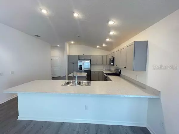 The Villages, FL 34762,1818 COLE PL