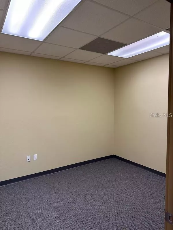 Ocala, FL 34471,419 SW 15TH ST