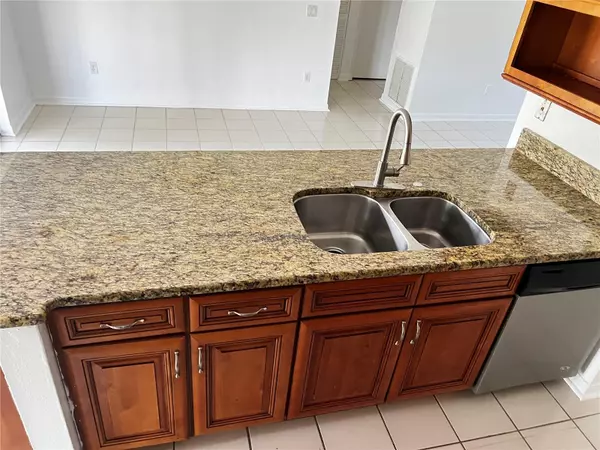 Ocala, FL 34472,304 OAK LANE TRAK