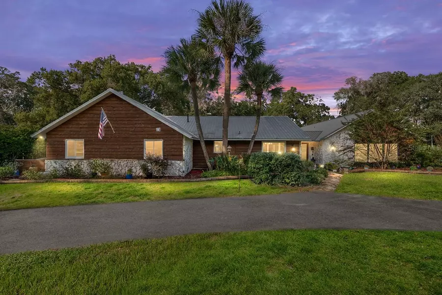 5425 NE 1ST LN, Ocala, FL 34470