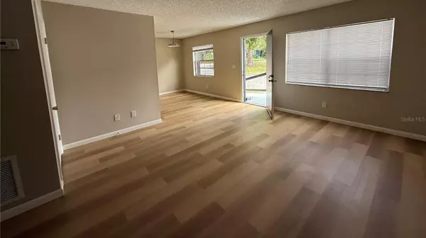 Ocala, FL 34471,121 SE 13TH AVE