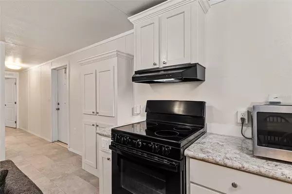 Fort Mc Coy, FL 32134,14585 NE 149TH LN