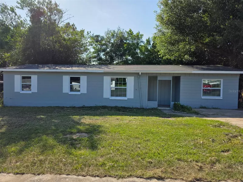 1869 W FREEMAN PL, Citrus Springs, FL 34434