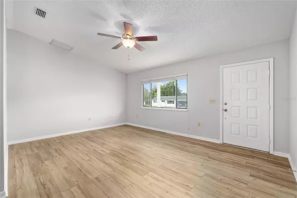 Ocala, FL 34481,8277 SW 106TH ST