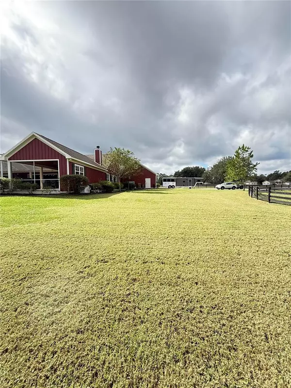 Weirsdale, FL 32195,41526 SADDLE RIDGE LN