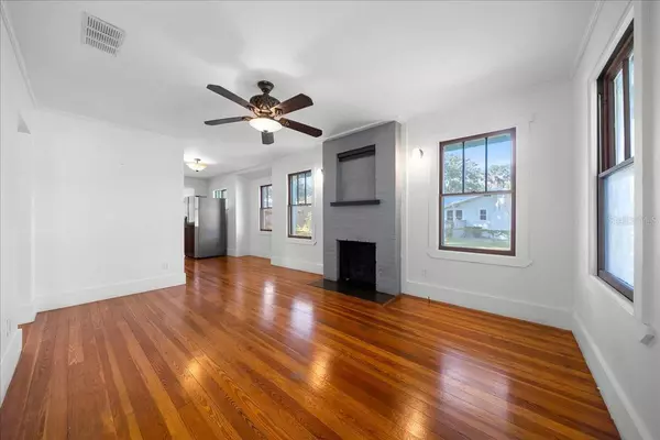 Ocala, FL 34471,722 SE 10TH ST