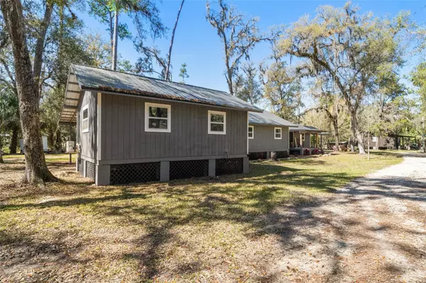 Inglis, FL 34449,1816 SE 112TH ST