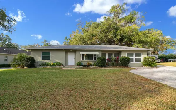 2810 SE LAKE WEIR AVE, Ocala, FL 34471
