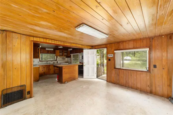 Silver Springs, FL 34488,1350 SE 173RD CT