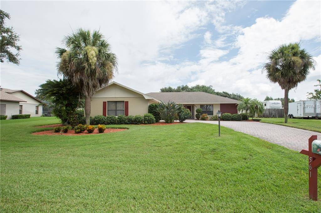561 SOMERSET DR, Auburndale, FL 33823