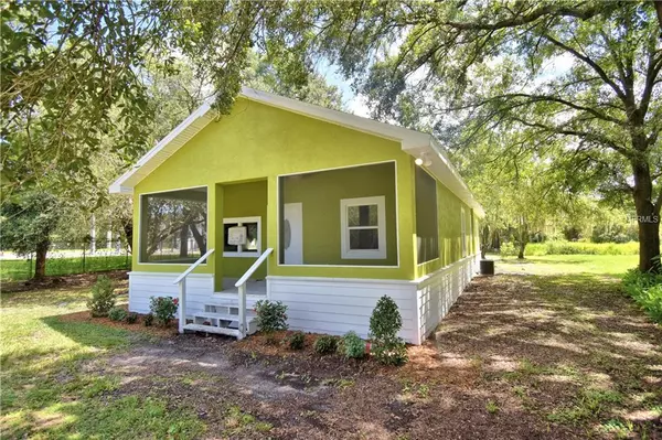 2102 CLEMONS RD, Plant City, FL 33566