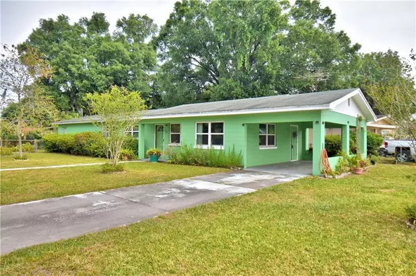 215 4TH ST NW, Fort Meade, FL 33841